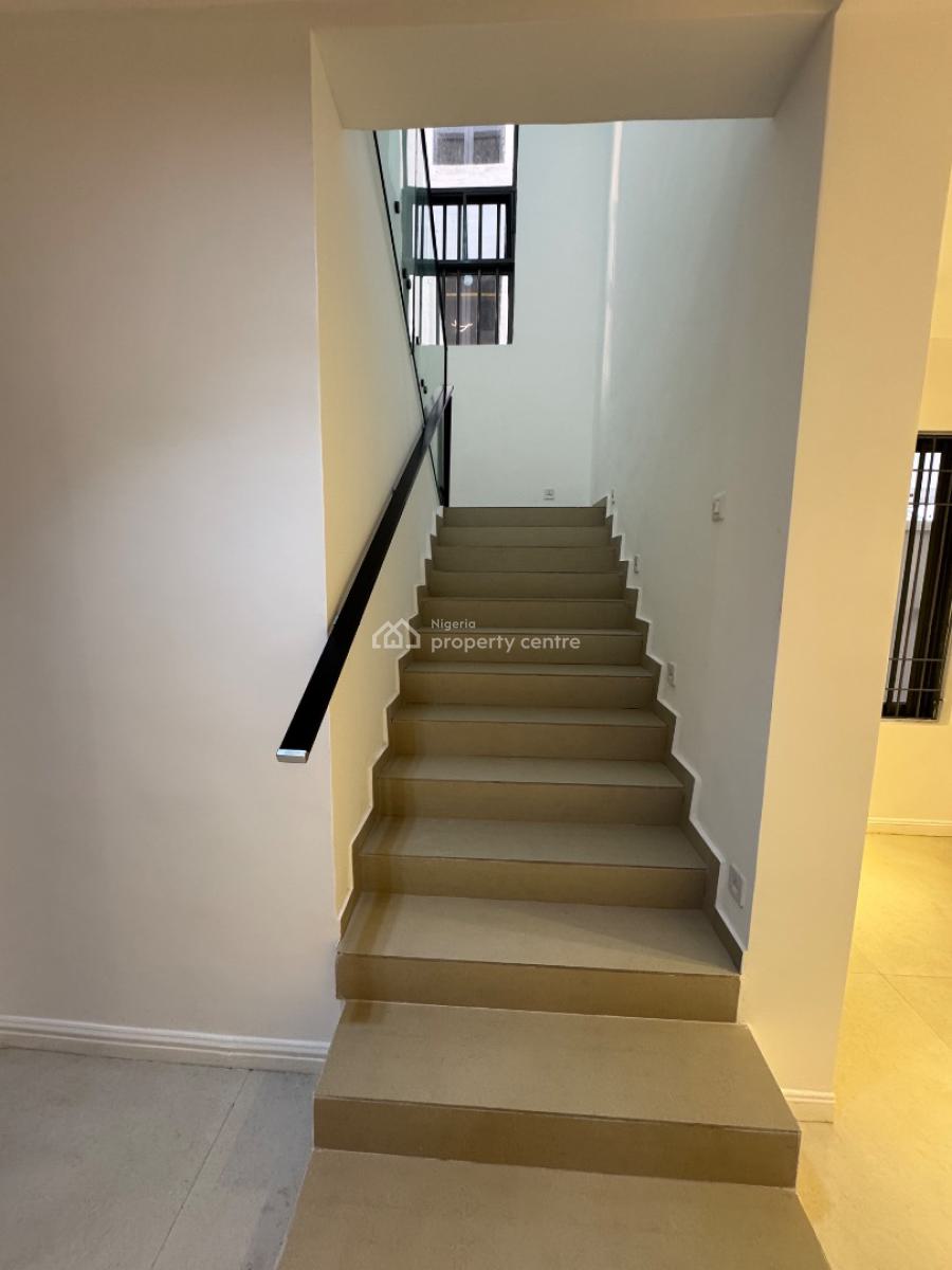 a Brand New 4 Bedroom Semi Detached Duplex with a Bq in Lekki, Lekki Phase 1., Lekki Phase 1, Lekki, Lagos, Semi-detached Duplex for Rent
