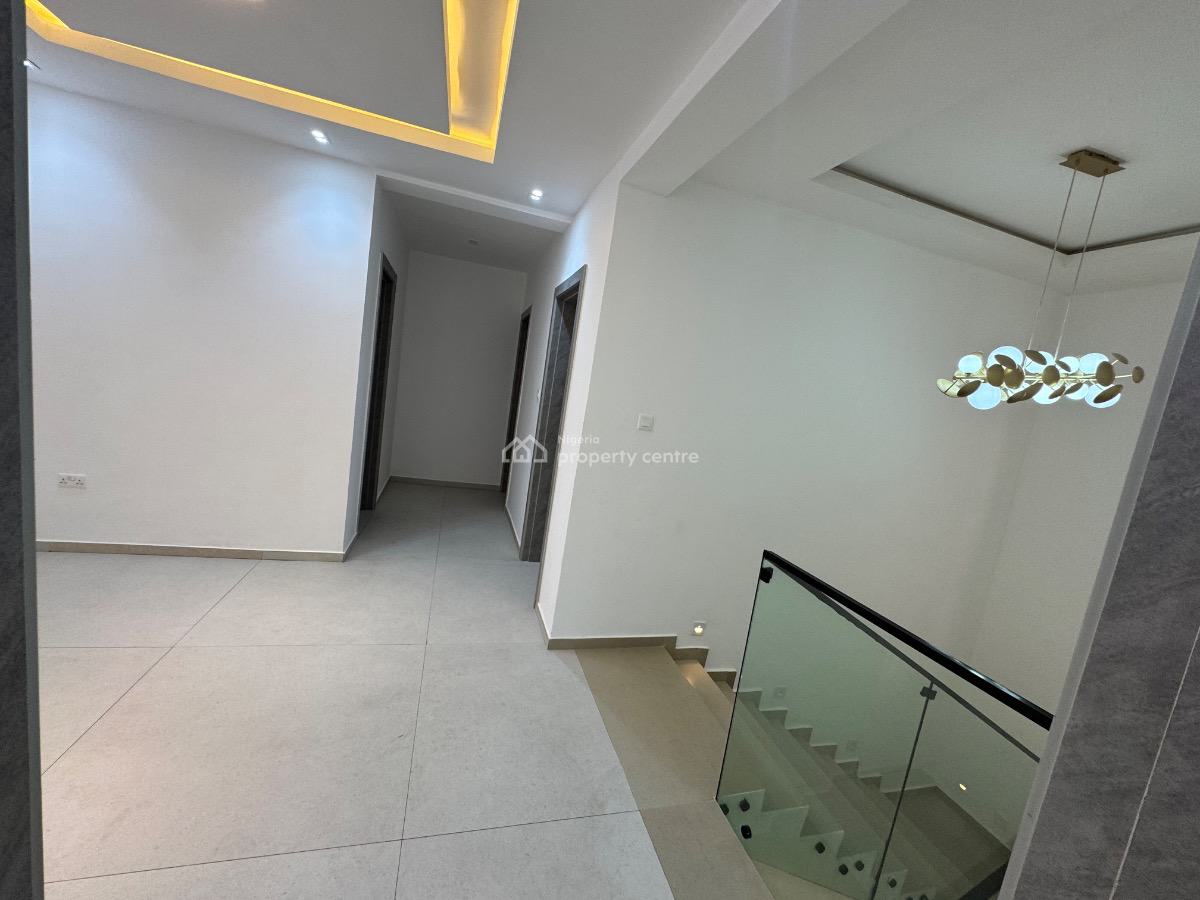 a Brand New 4 Bedroom Semi Detached Duplex with a Bq in Lekki, Lekki Phase 1., Lekki Phase 1, Lekki, Lagos, Semi-detached Duplex for Rent