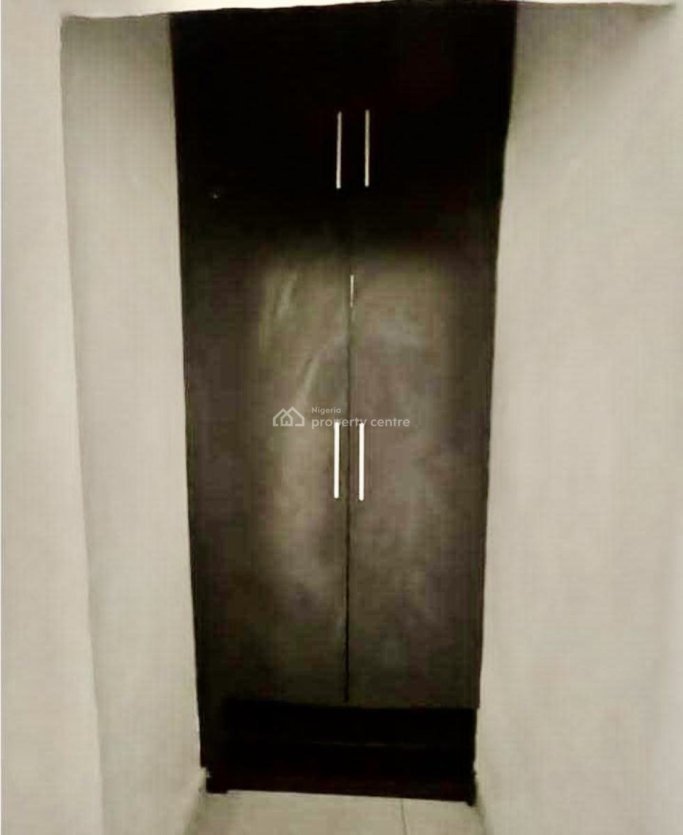 2 Bedroom Apartment, Ologolo, Lekki, Lagos, Flat / Apartment for Rent