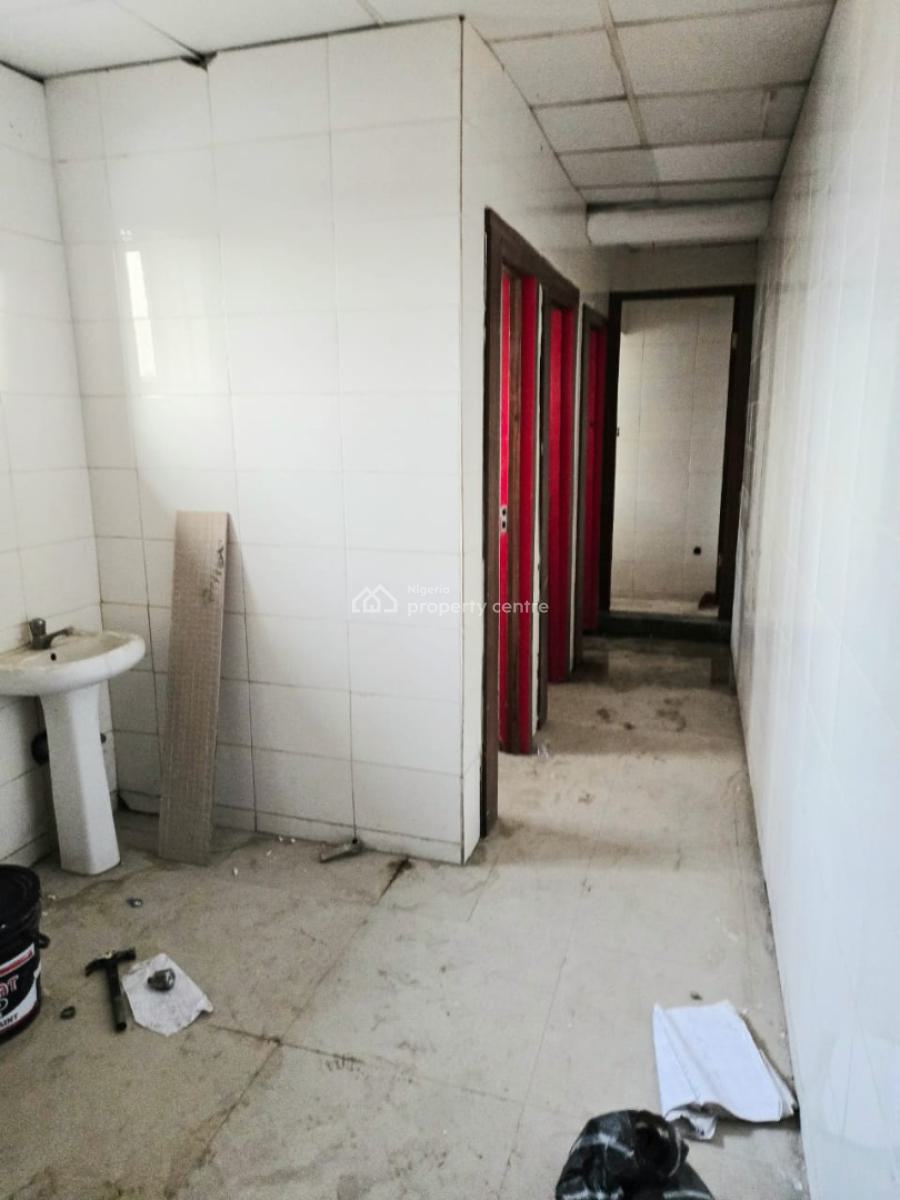 230 Sqm Office Space on The Ground Floor, Lekki Phase 1, Lekki, Lagos, Office Space for Rent