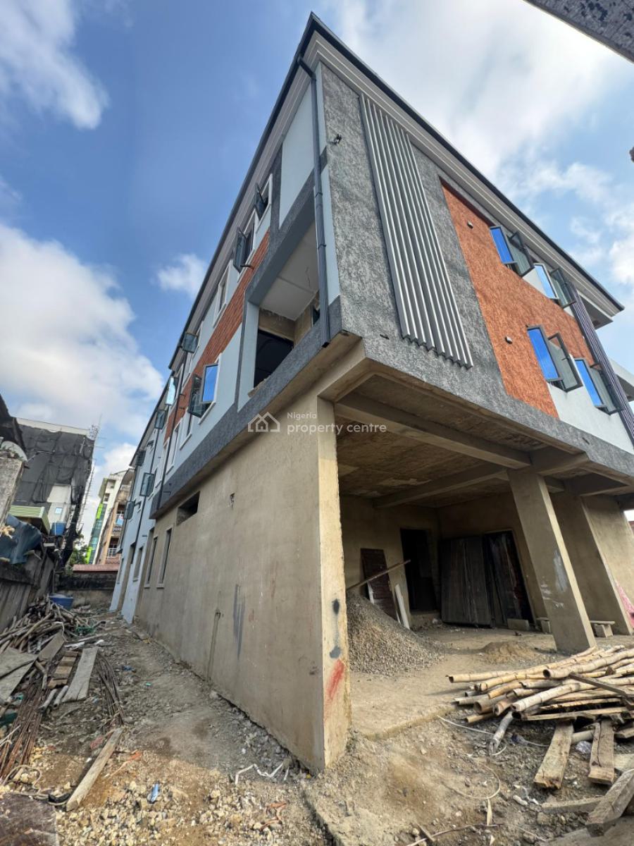 Prime Location and Modern 2-bedroom Apartment, Sabo, Yaba, Lagos, Flat / Apartment Joint Venture