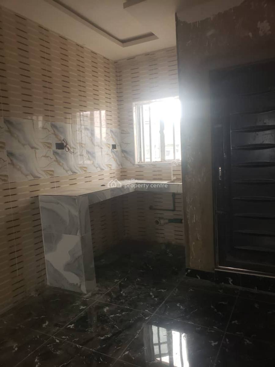 2 Bedroom Flat, Oworonshoki, Kosofe, Lagos, Flat / Apartment for Rent