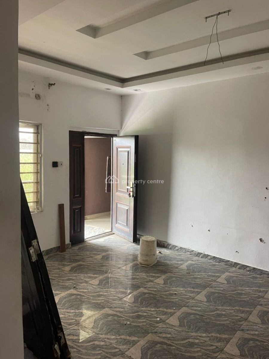 Luxurious 2 Bedroom Flat Upstair, Sangotedo, Ajah, Lagos, Flat / Apartment for Rent