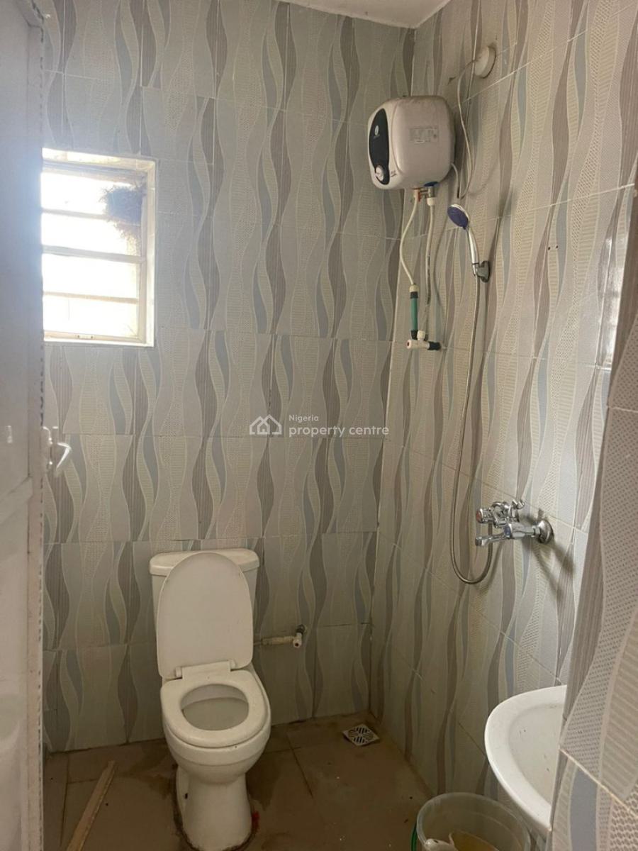 Luxurious 2 Bedroom Flat Upstair, Sangotedo, Ajah, Lagos, Flat / Apartment for Rent