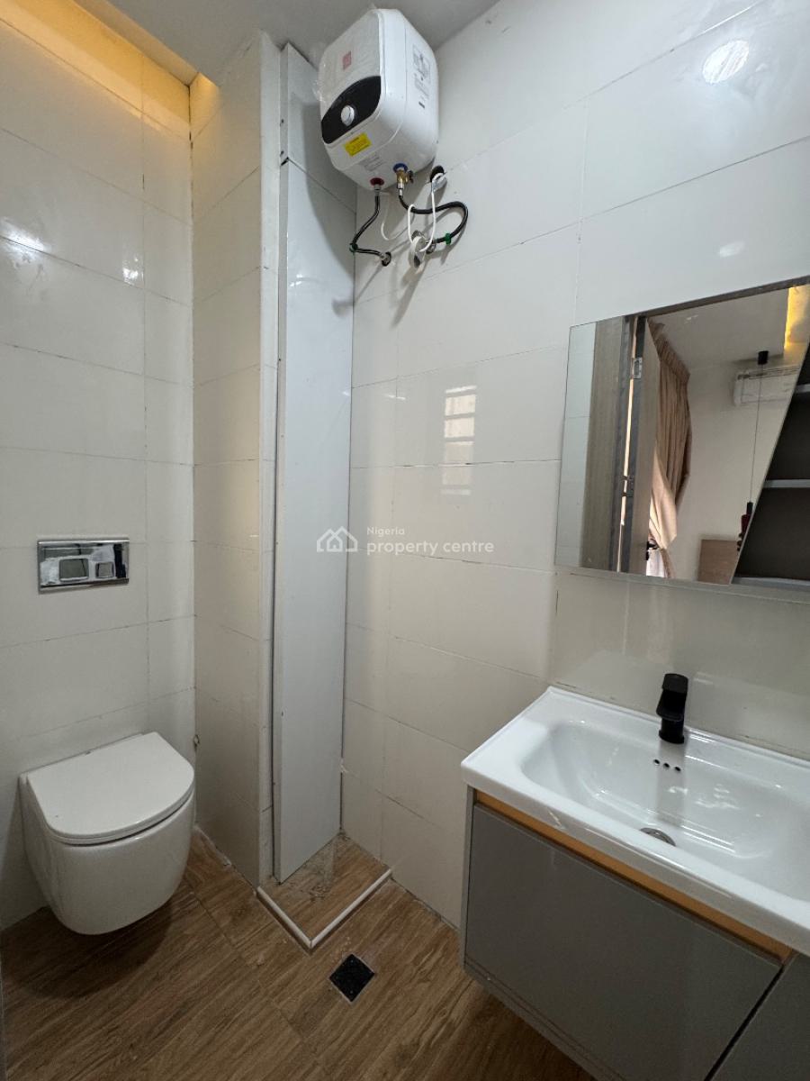 Newly Furnished 1 Bedroom Apartment with Solar, Lekki Phase 1, Lekki, Lagos, Flat / Apartment for Sale