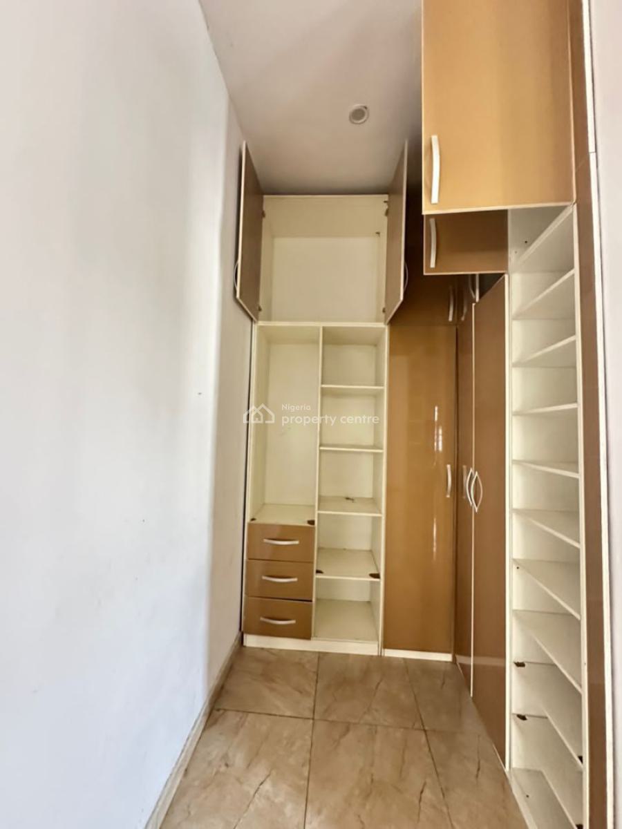 4 Bedroom Duplex, By Shoprite Road, Osapa, Lekki, Lagos, Semi-detached Duplex for Rent