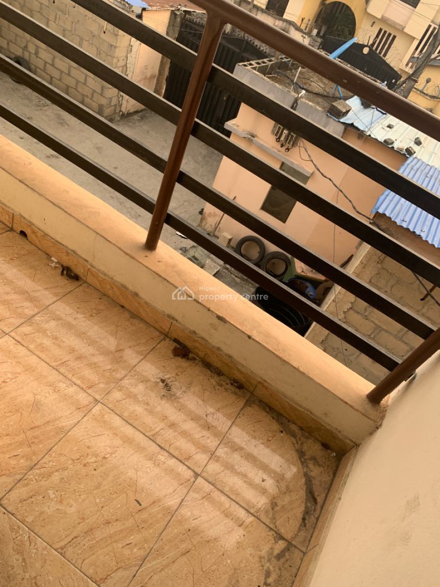 Luxurious Master Bedroom, Marshy Hills, Ajah, Lagos, Self Contain (single Rooms) for Rent