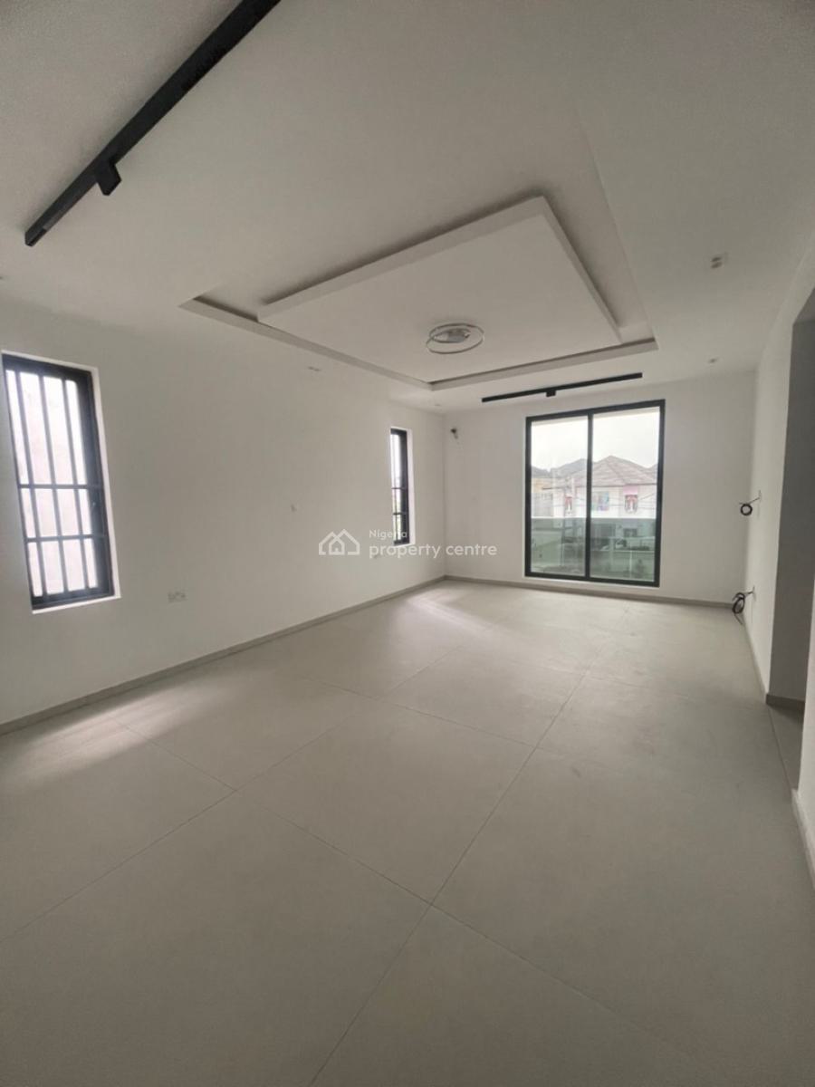 Clean 4 Bedroom Semi-detached Duplex, Lekki Phase 1, Lekki, Lagos, Flat / Apartment for Rent