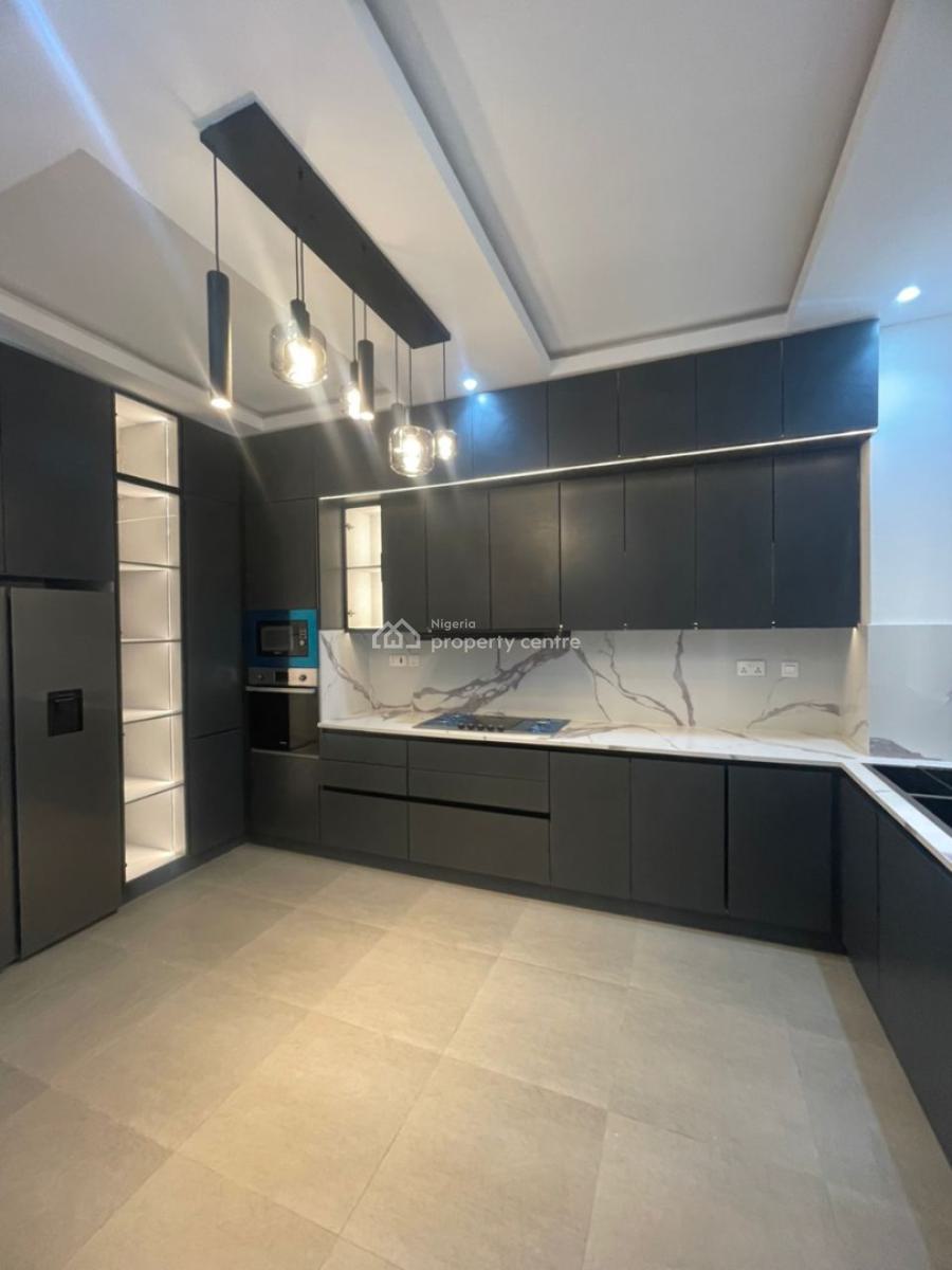 Clean 4 Bedroom Semi-detached Duplex, Lekki Phase 1, Lekki, Lagos, Flat / Apartment for Rent