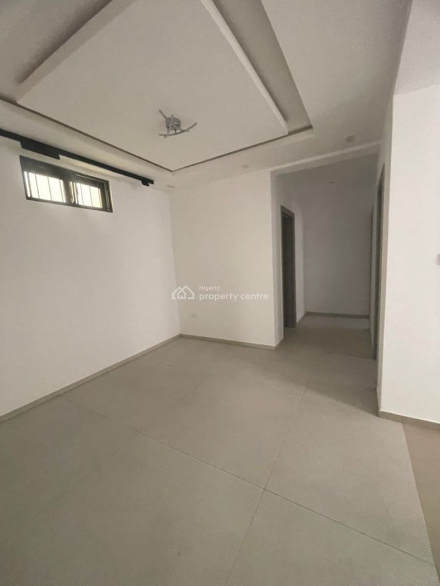 Clean 4 Bedroom Semi-detached Duplex, Lekki Phase 1, Lekki, Lagos, Flat / Apartment for Rent