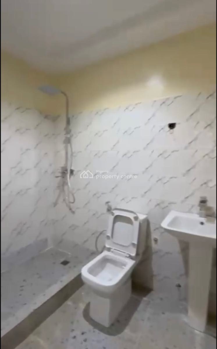 Newly Refurbished Spacious 2 Bedrooms Flat on The First Floor, Katampe (main), Katampe, Abuja, Flat / Apartment for Sale