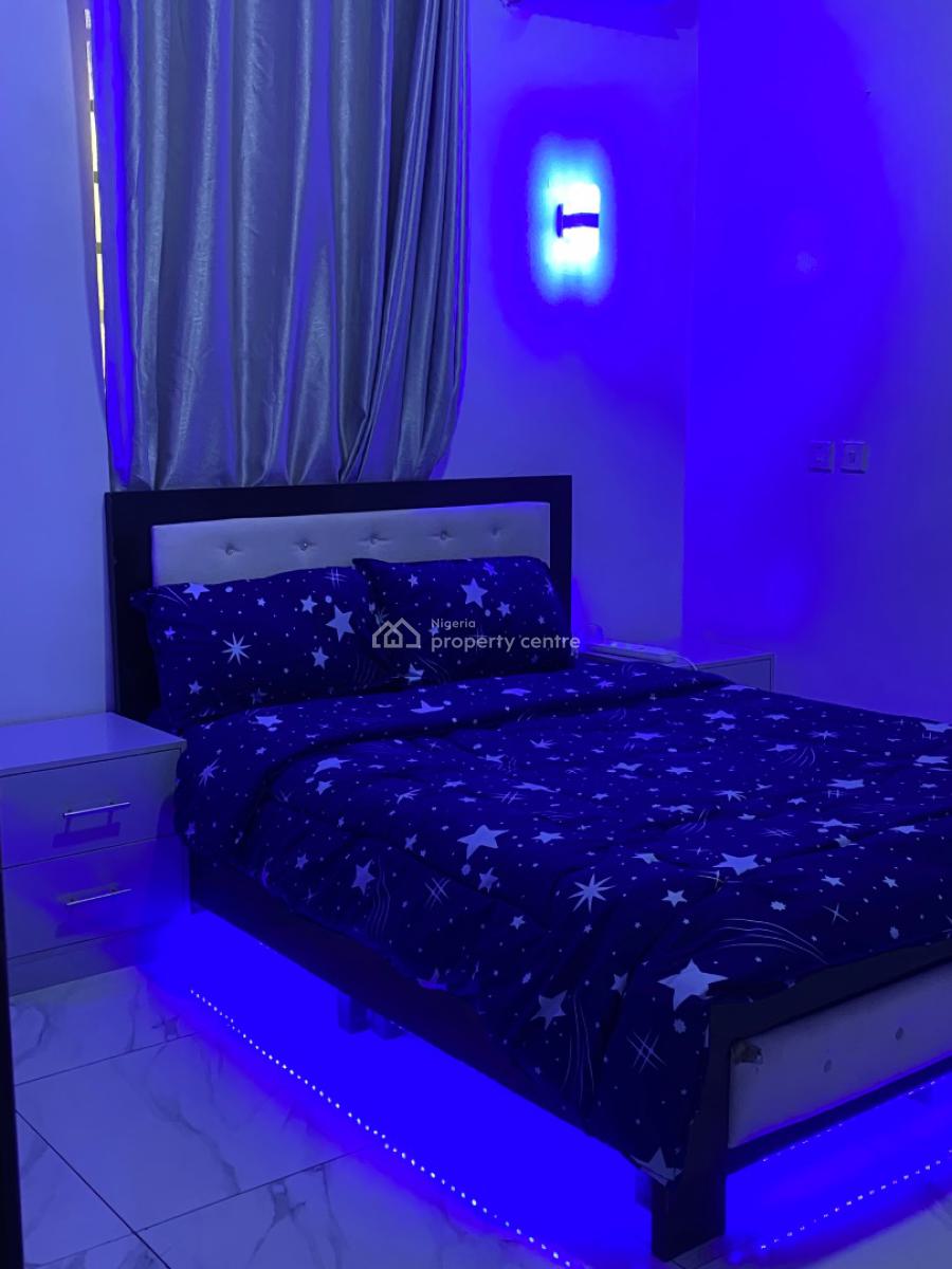 2 Rooms in a Shared Four Bedroom Apartment, Coleman Nwafor Street Orchid (fairview Estate), Lekki, Lagos, Flat / Apartment for Rent