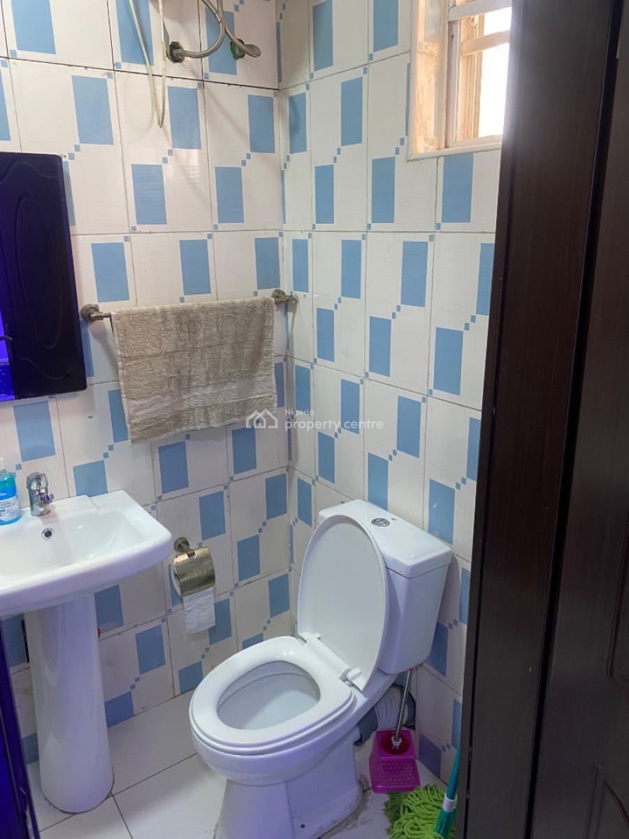 2 Rooms in a Shared Four Bedroom Apartment, Coleman Nwafor Street Orchid (fairview Estate), Lekki, Lagos, Flat / Apartment for Rent