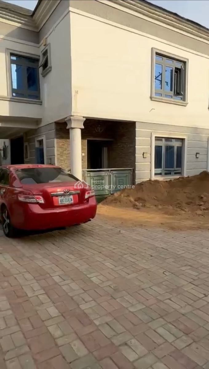 5 Bedroom Duplex, 69 Road, Gwarinpa, Abuja, Detached Duplex for Sale