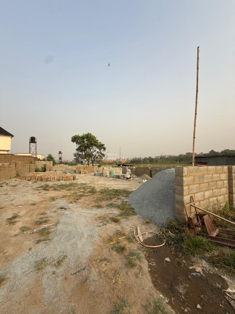 600sqm Completely Fenced and Gated Dry Land;, Kolapo Ishola Gra, Ibadan, Oyo, Land for Sale