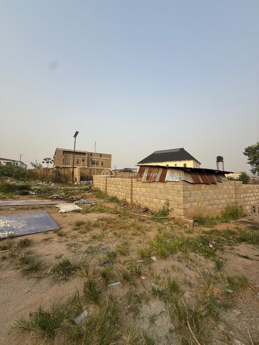 600sqm Completely Fenced and Gated Dry Land;, Kolapo Ishola Gra, Ibadan, Oyo, Land for Sale