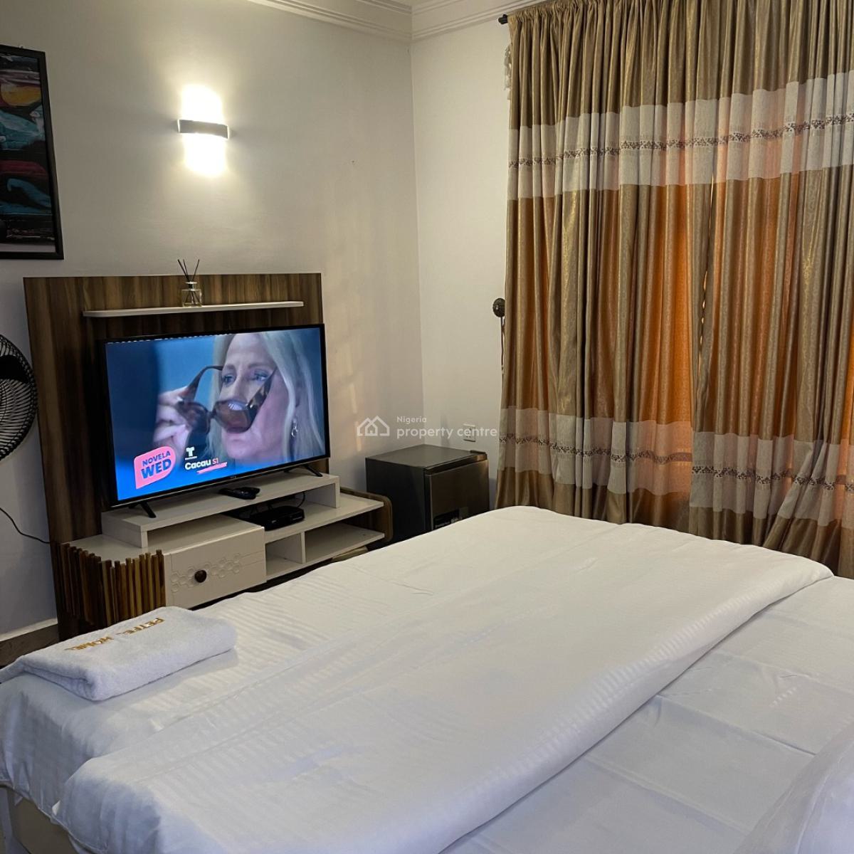 Petfel 1 Bedroom with Washing Machine & Dryer, Mabushi, Abuja, Flat / Apartment Short Let