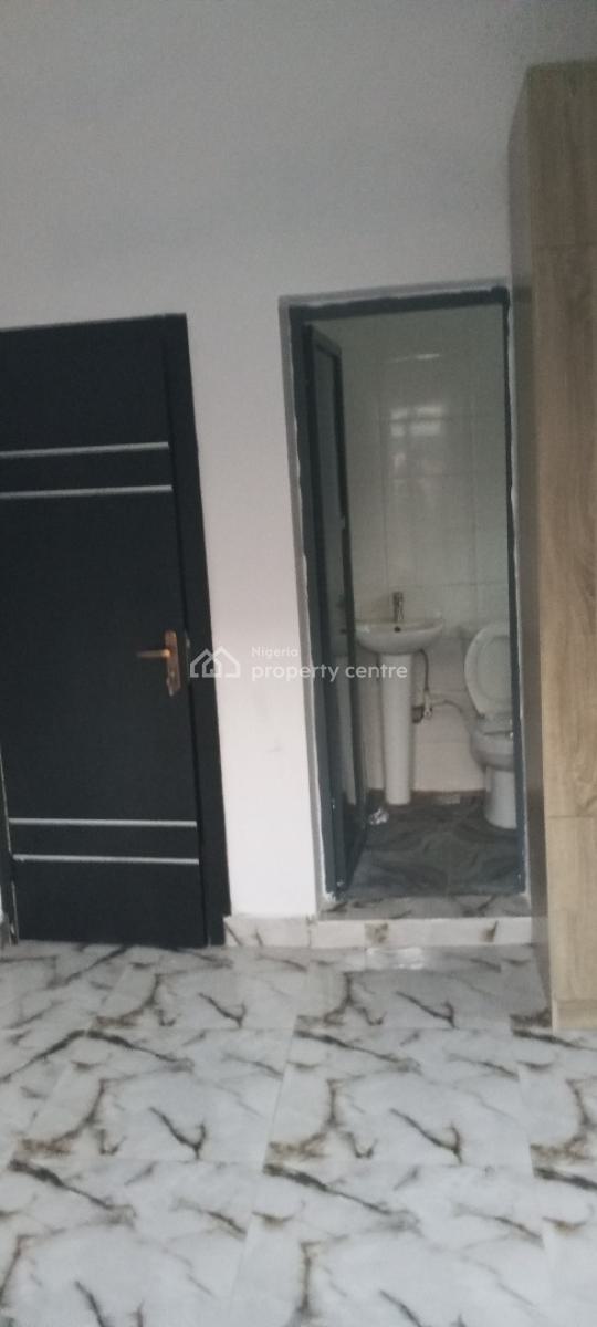 Brand New 2 Bedroom Flat, 3 Minutes Away From The Expressway/ Bus Stop, Onosa, Ibeju Lekki, Lagos, House for Rent