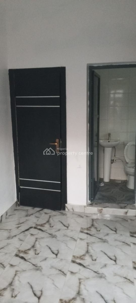 Brand New 2 Bedroom Flat, 3 Minutes Away From The Expressway/ Bus Stop, Onosa, Ibeju Lekki, Lagos, House for Rent