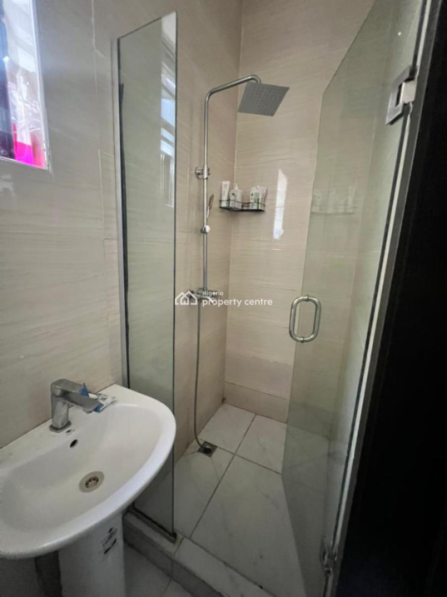 Single Room, Lekki, Lagos, Flat / Apartment for Rent