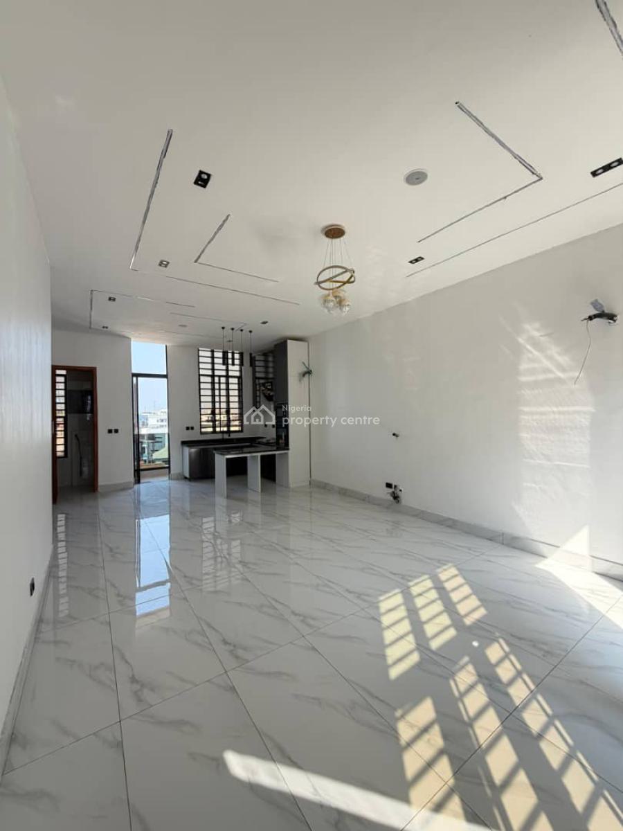 Luxury in The Sky a Well Structured Serviced Apartment, Chevron, Lekki, Lagos, Flat / Apartment for Sale