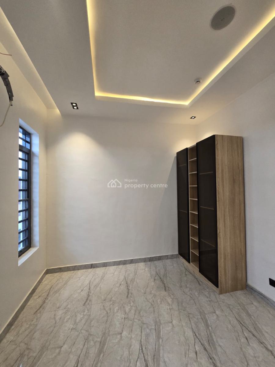 Luxury Serviced 4 Bedroom Terrace with a Room Bq, Lekki Phase 1, Lekki, Lagos, Terraced Duplex for Sale