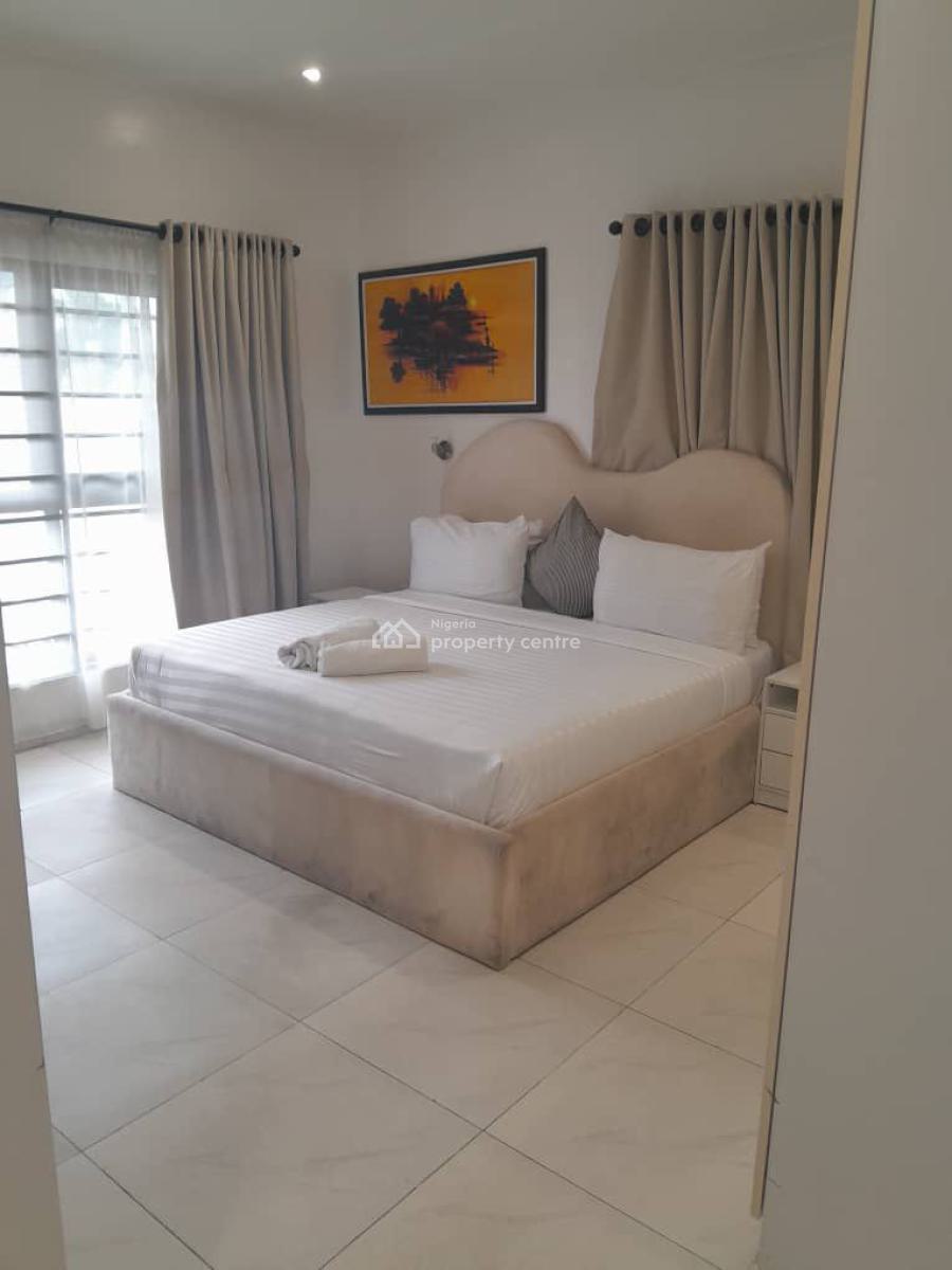 Luxury  Unfurnished 3 Bedroom Apartment on Ground Floor, Aromire,     Adeniyi Jones, Ikeja, Lagos, Flat / Apartment for Sale