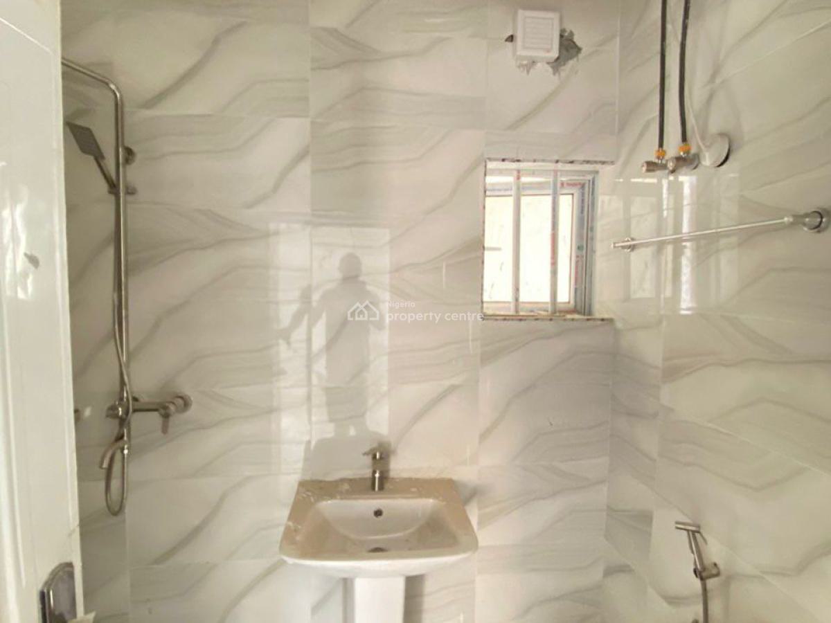 Well Built 2 Bedroom Flat, Galadimawa, Abuja, Flat / Apartment for Sale