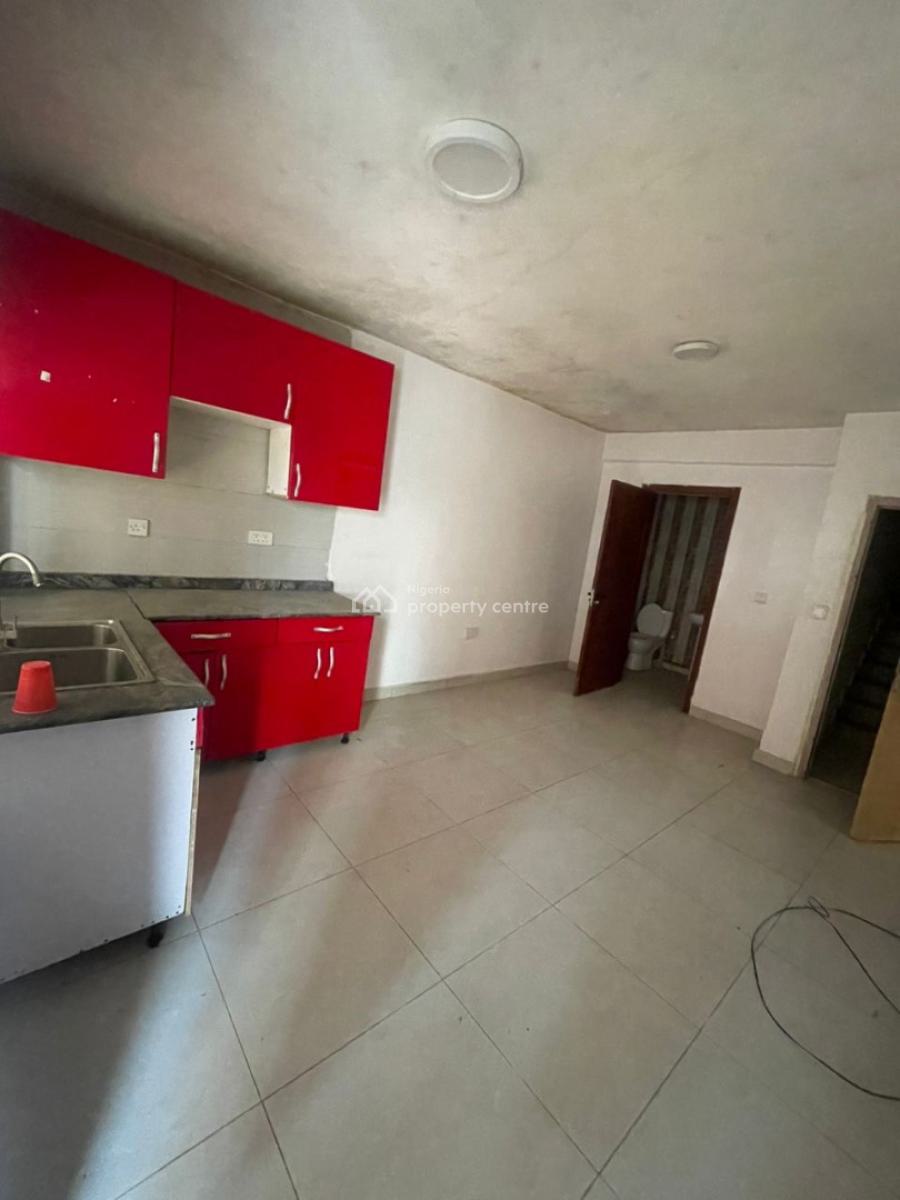 Nice and Spacious 1 Bedroom Apartment with Swimming Pool, Spar Road, Ikate, Lekki, Lagos, Mini Flat (room and Parlour) for Rent
