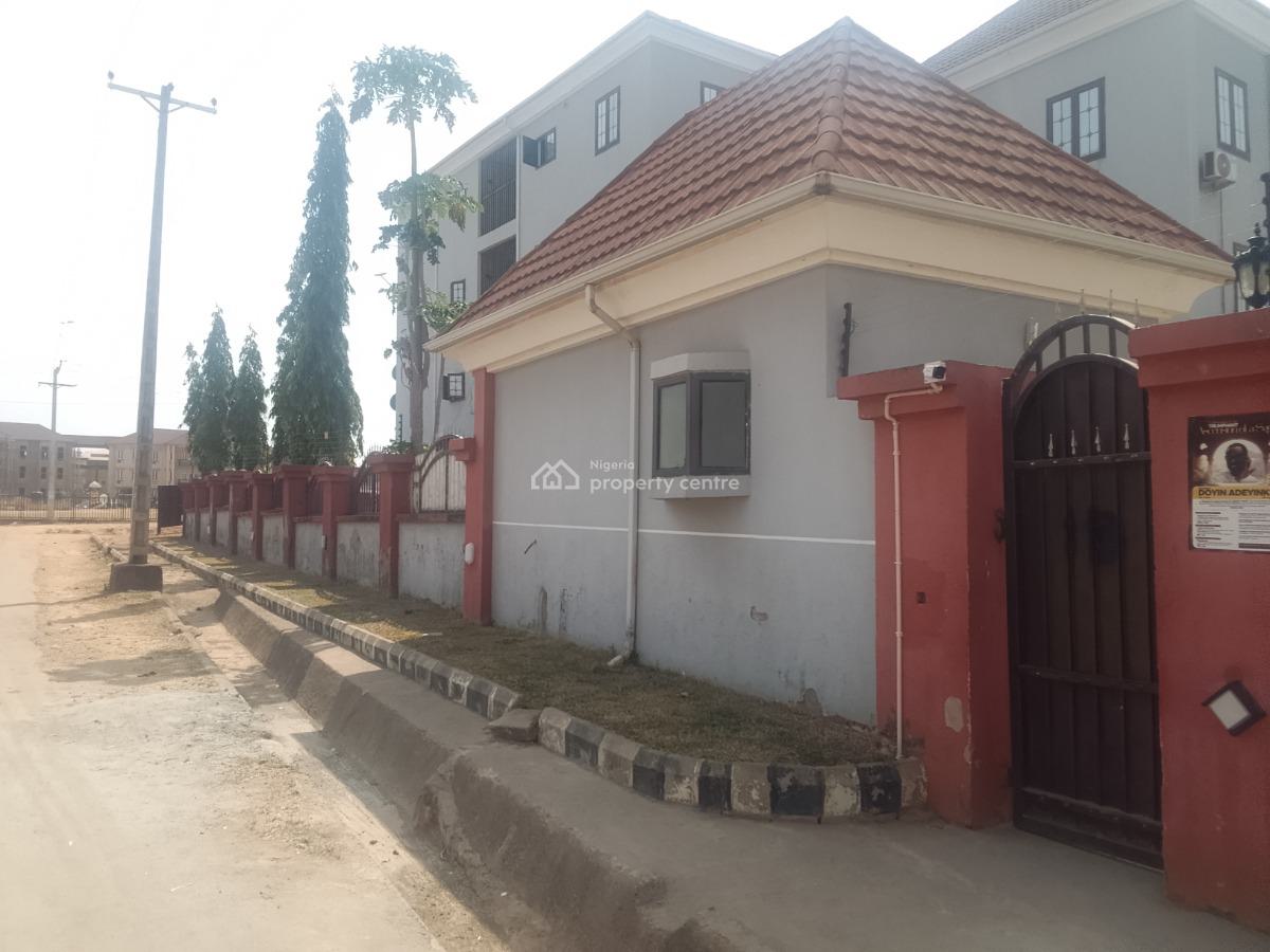 Standard Two Bedrooms Flat, Katampe (main), Katampe, Abuja, Flat / Apartment for Sale