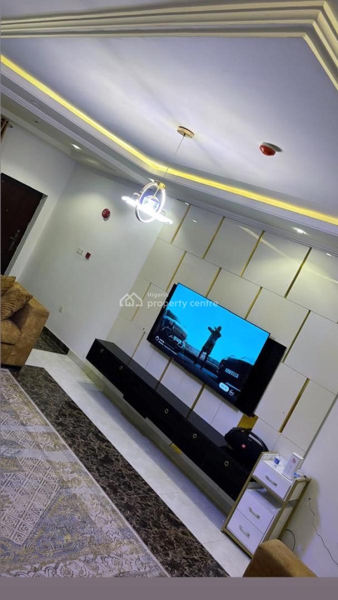 Partially Furnished Two Bedrooms Flat, Grace Court, Katampe (main), Katampe, Abuja, Flat / Apartment for Rent