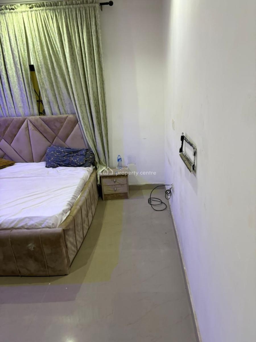 Partially Furnished Two Bedrooms Flat, Grace Court, Katampe (main), Katampe, Abuja, Flat / Apartment for Rent