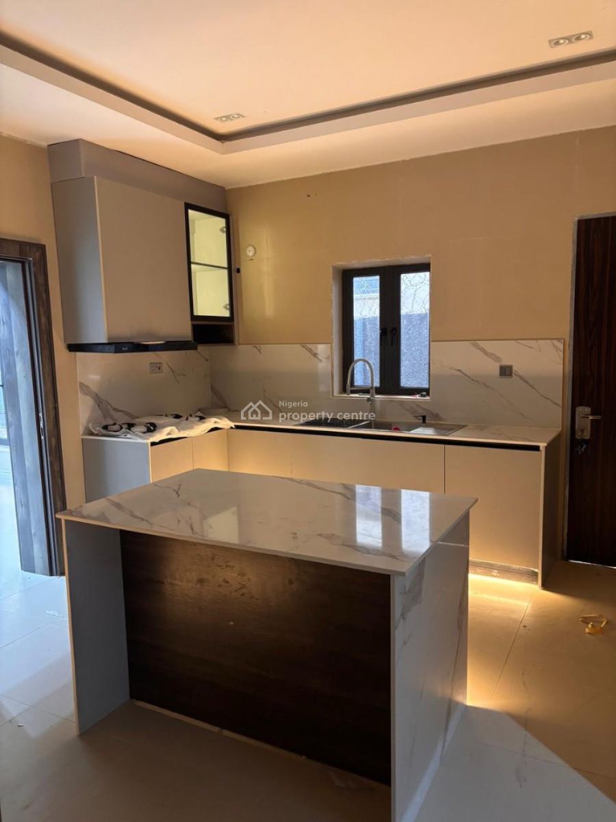 Standard and Tastefully  Finished 5bedroom Fully Detached Duplex with, Guzape District, Abuja, Detached Duplex for Rent