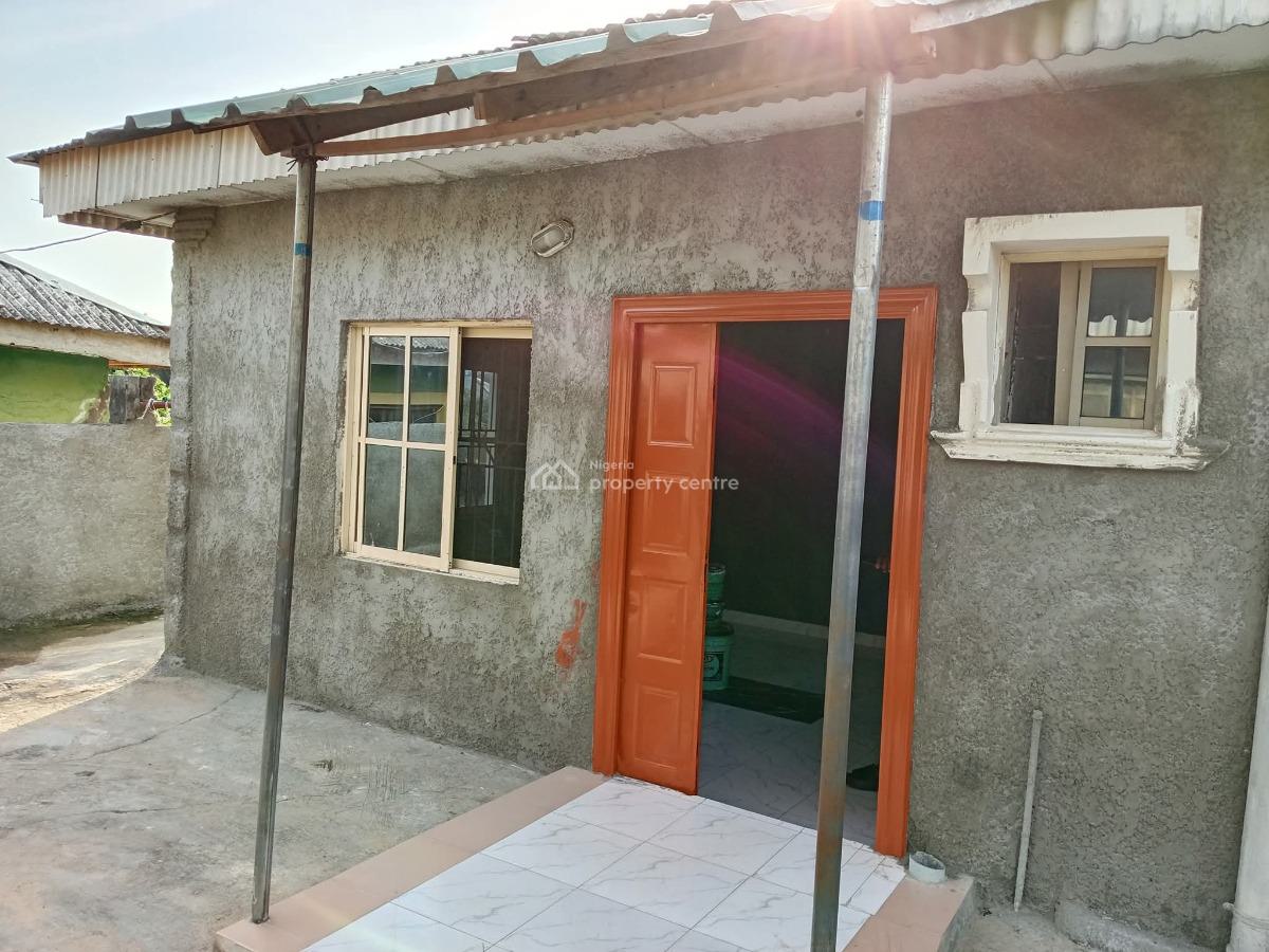 Mini Flat, Community Off Bayeku Road, Igbogbo, Ikorodu, Lagos, Mini Flat (room and Parlour) for Rent
