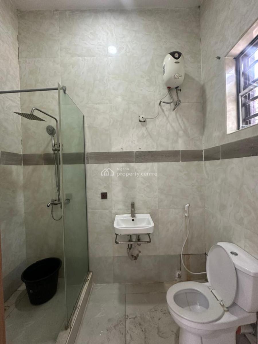 Well Maintained 4 Bedroom Semi Detached Duplex, Lekki, Lagos, Semi-detached Duplex for Rent