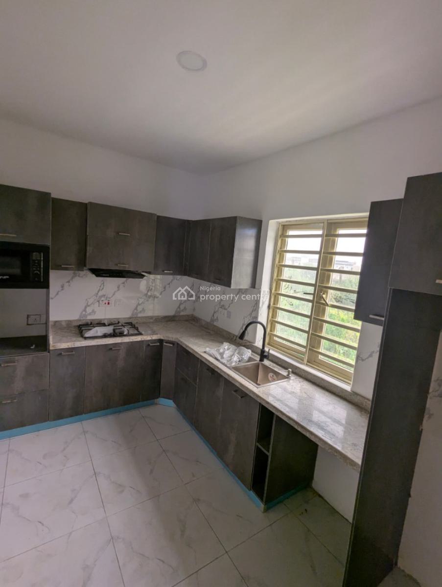 Access to Everywhere. Smart Moves. 2-bedroom Apartment, Lekki Scheme 2, Ajah, Lagos, Flat / Apartment for Rent