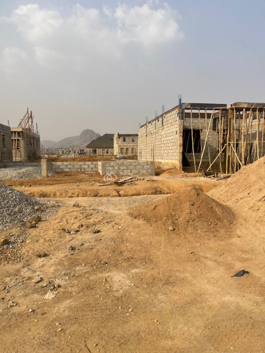 180sqm Residential Plot for 2 Bedroom Terraced Duplex + Bq, Kubwa Express Road, Dei-dei, Abuja, Residential Land for Sale