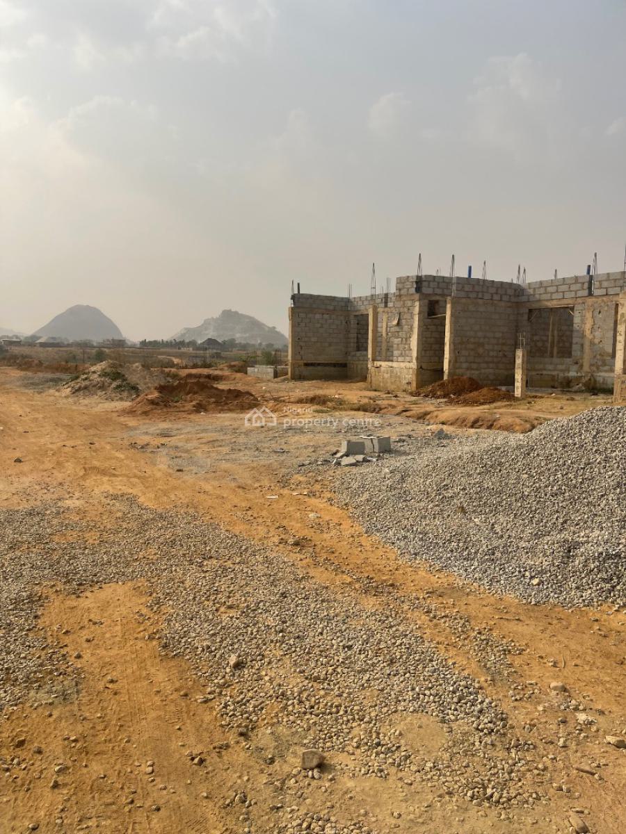 180sqm Residential Plot for 2 Bedroom Terraced Duplex + Bq, Kubwa Express Road, Dei-dei, Abuja, Residential Land for Sale