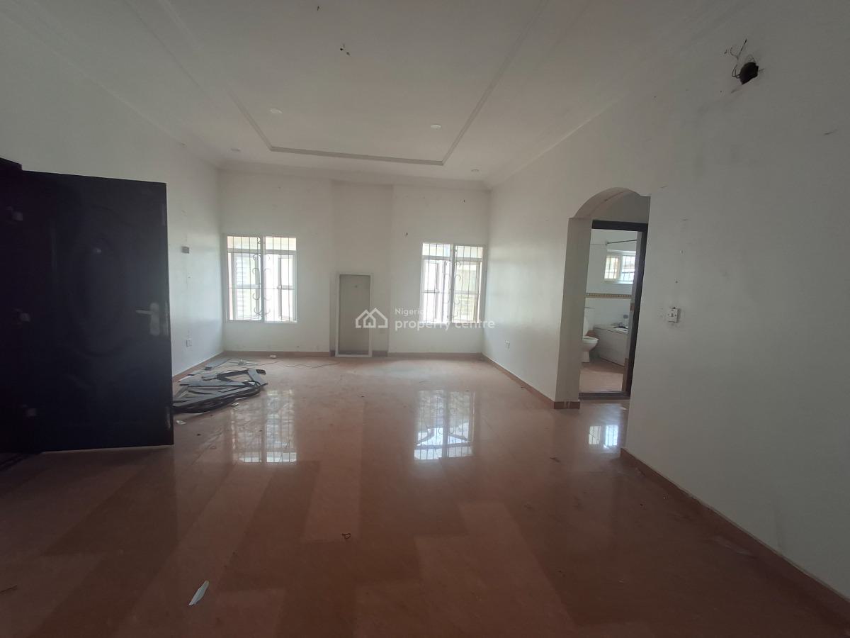 4 Bedroom Semi Detached with Bq. Open to Commercial Use, Lekki Phase 1, Lekki, Lagos, House for Rent