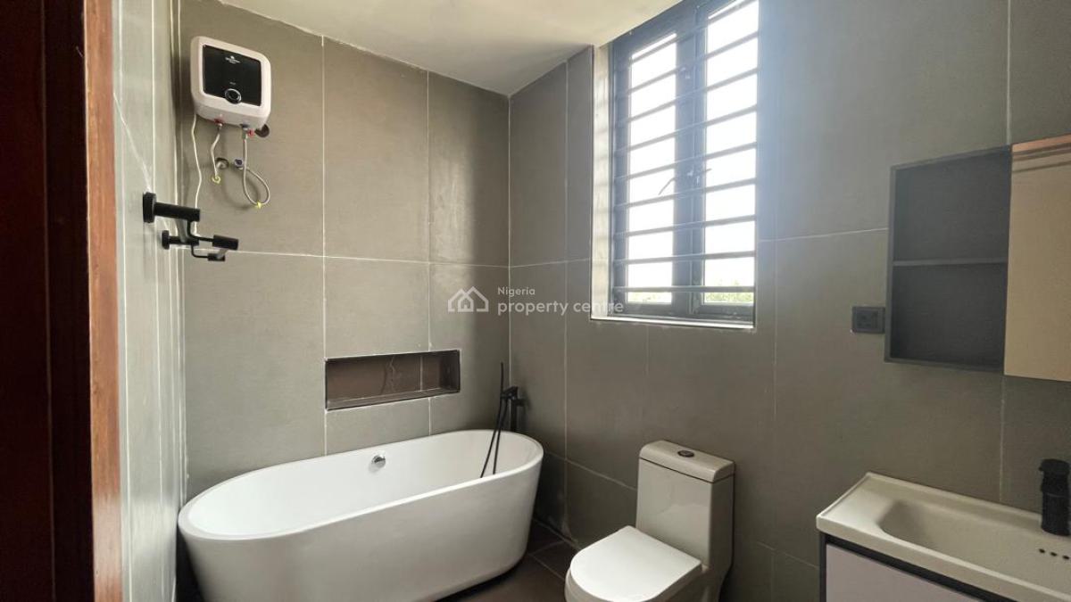 Luxury 5-bedroom Terrace with Bq., Lekki Phase 1, Lekki, Lagos, Semi-detached Duplex for Sale