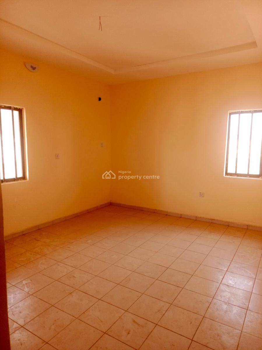 Newly Renovated 3 Bedroom Block of Flat with Bq, Aso Radio Katampe, Katampe, Abuja, Flat / Apartment for Rent