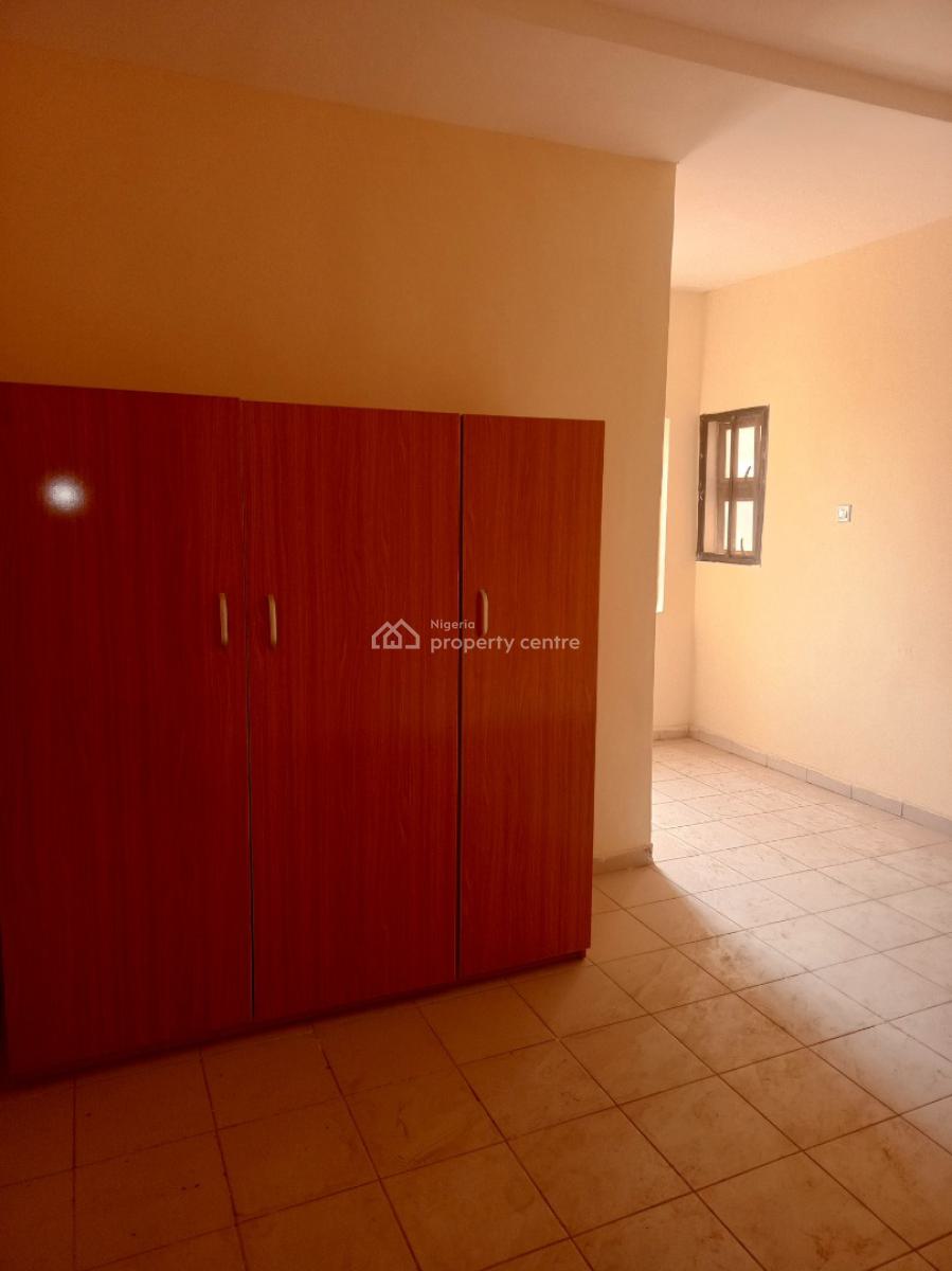 Newly Renovated 3 Bedroom Block of Flat with Bq, Aso Radio Katampe, Katampe, Abuja, Flat / Apartment for Rent