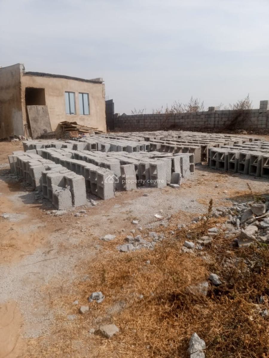 250sqm of Estate Residential Land for 4 Bedroom Terrace Duplex, Along Kubwa Express Road, Dei-dei, Abuja, Residential Land for Sale