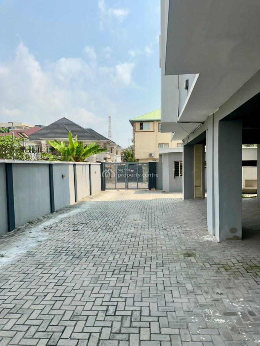 Luxury Standard Ensuit 3 Bedroom Apt with Bq Up Floor, Ikate, Lekki, Lagos, Flat / Apartment for Rent