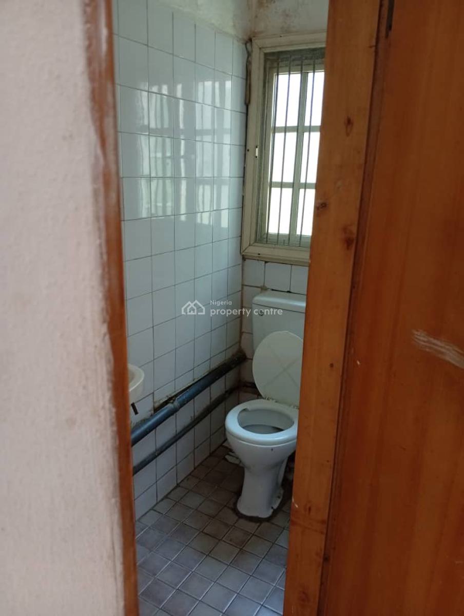 Nice and Spacious 2 Bedroom Apartment All Rooms En-suite, Gra Phase 1, Magodo, Lagos, Flat / Apartment for Rent