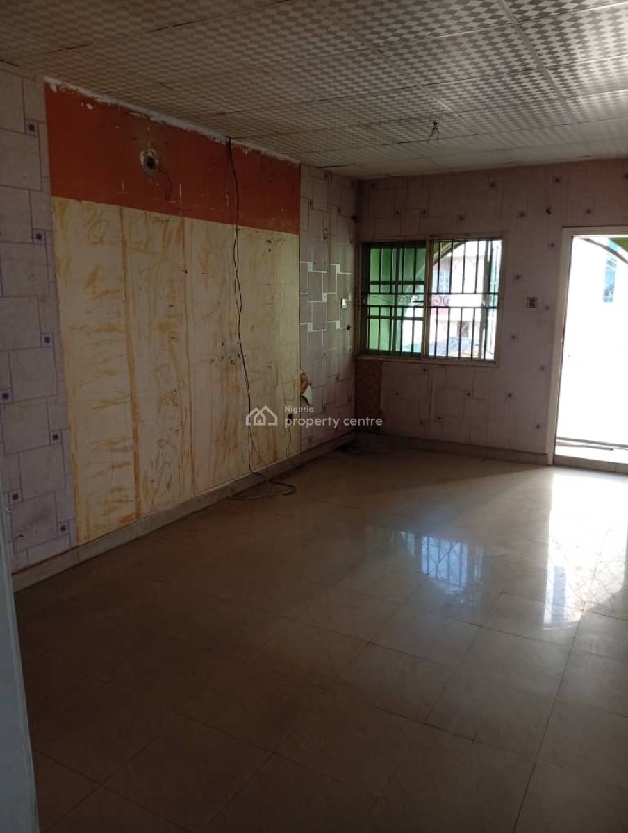 Nice and Spacious 2 Bedroom Apartment, Gra Phase 1, Magodo, Lagos, Flat / Apartment for Rent