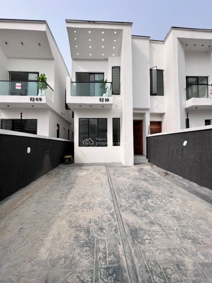 4 Bedroom Semi Detached with Bq, Ikota, Lekki, Lagos, Semi-detached Duplex for Sale