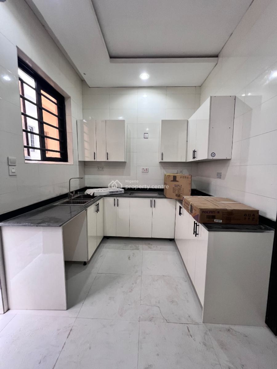 4 Bedroom Semi Detached with Bq, Ikota, Lekki, Lagos, Semi-detached Duplex for Sale