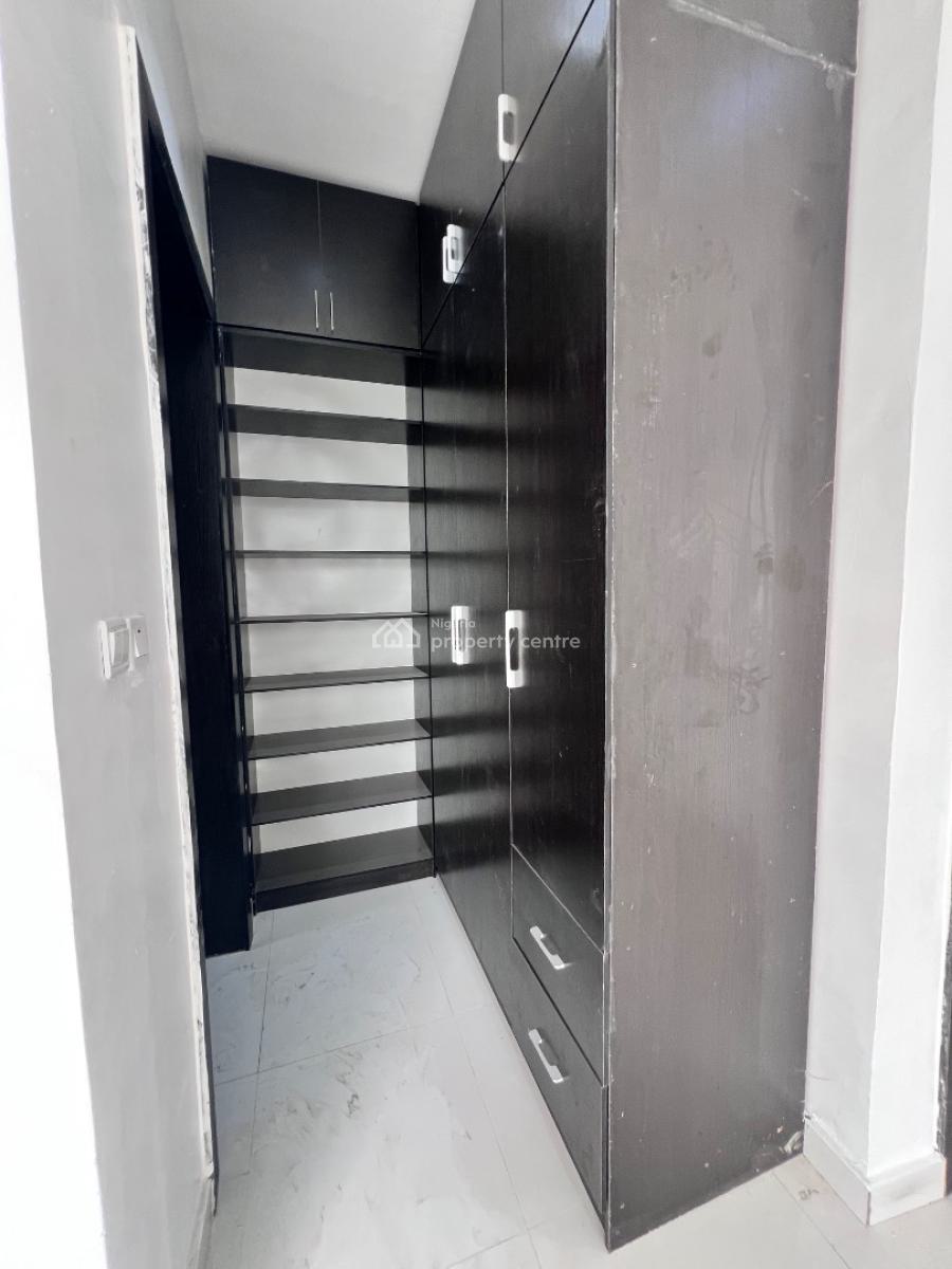 4 Bedroom Semi Detached with Bq, Ikota, Lekki, Lagos, Semi-detached Duplex for Sale