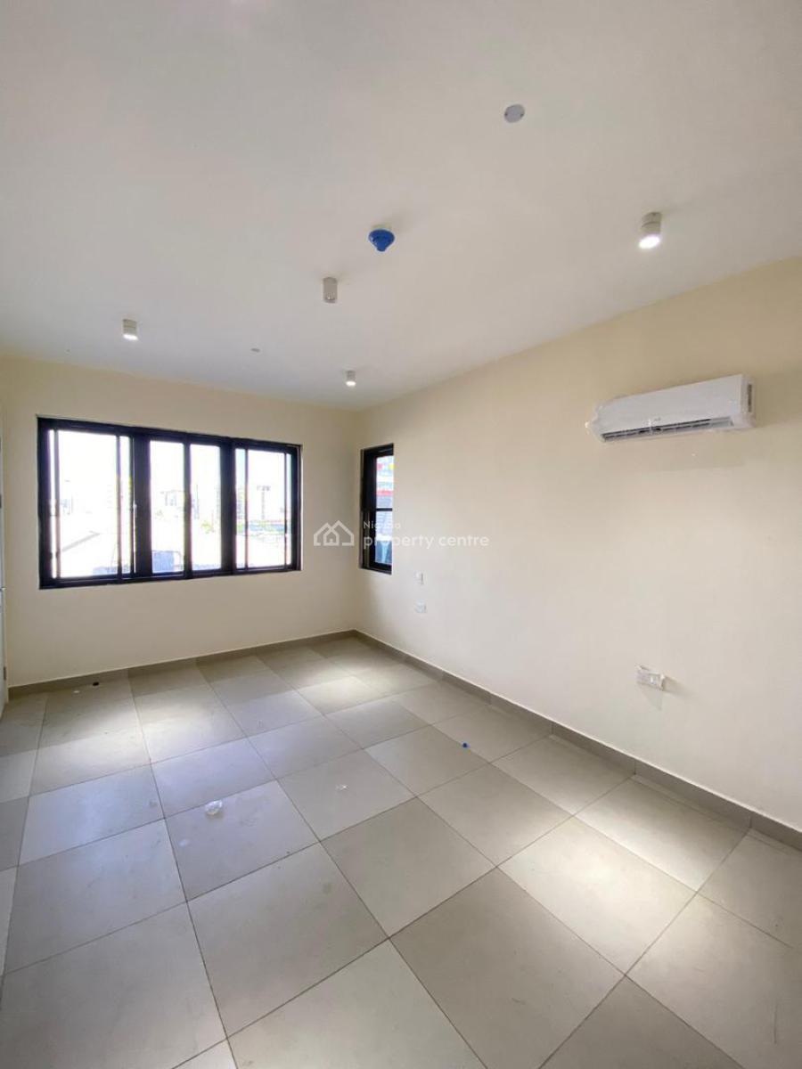 Serviced 2 Bedroom Flat with Gym and Swimming Pool in a Secured Estate, Lekki Phase 1, Lekki, Lagos, Flat / Apartment for Rent